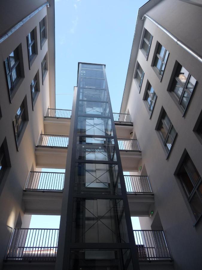 Апартаменты Luxe Living Boutique Pilsudskiego 11 Краков Экстерьер фото