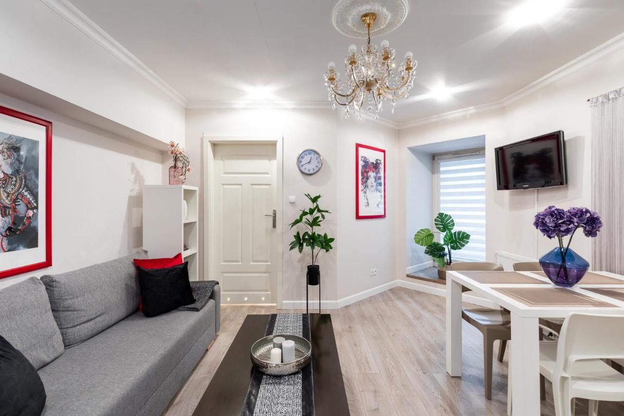 Апартаменты Luxe Living Boutique Pilsudskiego 11 Краков Экстерьер фото