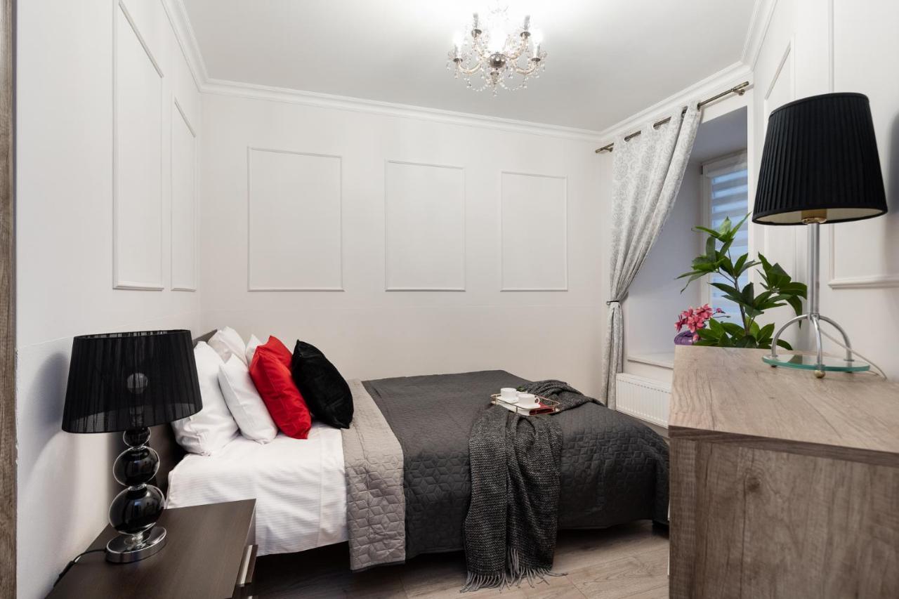 Апартаменты Luxe Living Boutique Pilsudskiego 11 Краков Экстерьер фото
