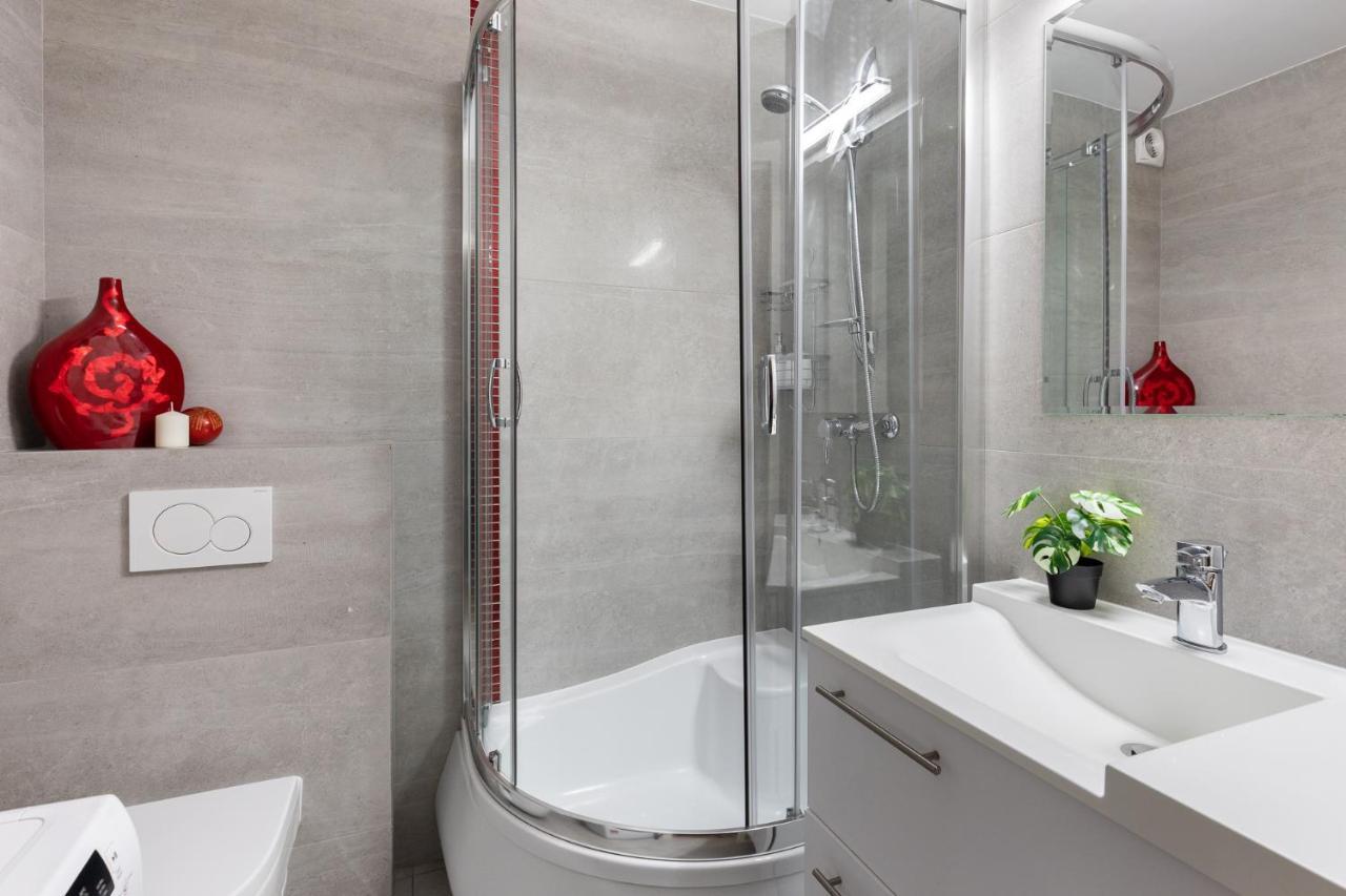 Апартаменты Luxe Living Boutique Pilsudskiego 11 Краков Экстерьер фото